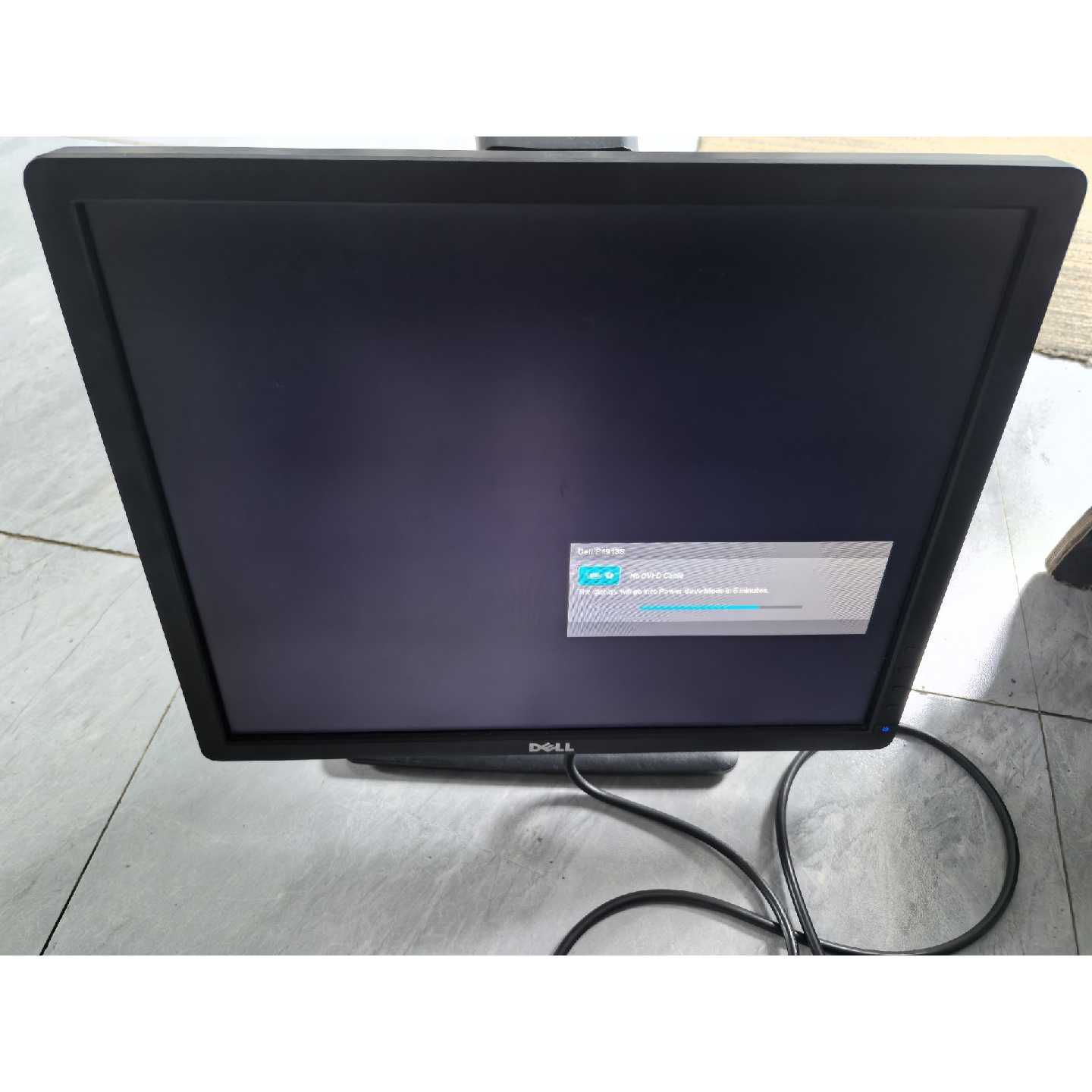 议价dell戴尔p19135b升降旋转专业图形显示器,LED绘图