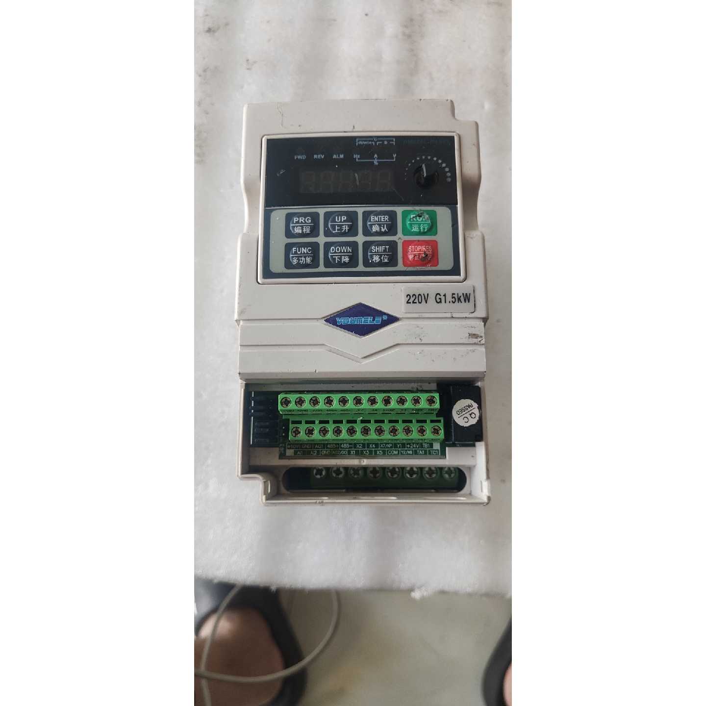 议价-维盾VFD6900G1R5T2变频器1.5KW220图片