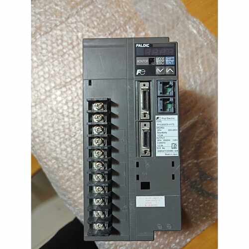 议价富士驱动器二手拆机RYC202C3VVT22000W维修