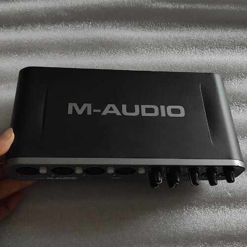 议价M-AUDIO声卡Fast Track Ultra维修