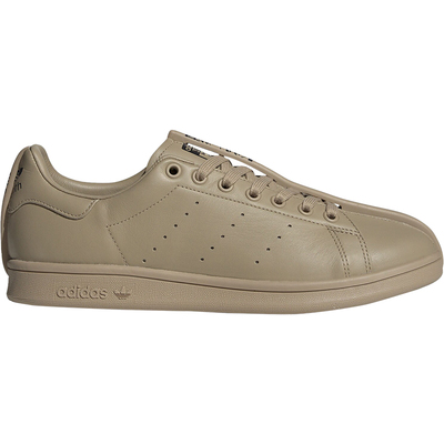 阿迪达斯男女运动板鞋ID4154