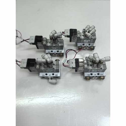 溢价-CKD电磁阀4JA119，DC24V，三位五通，带底座和接头