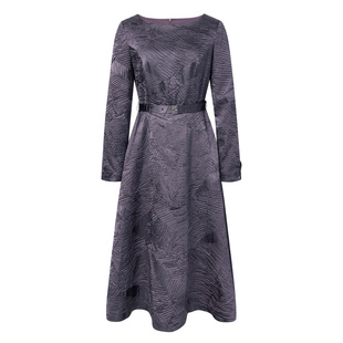 BCBG秋冬新款简约休闲设计感缎光压皱长袖系带A字裙摆女连衣裙