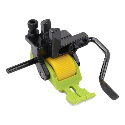 五合一平车左右挡边压脚