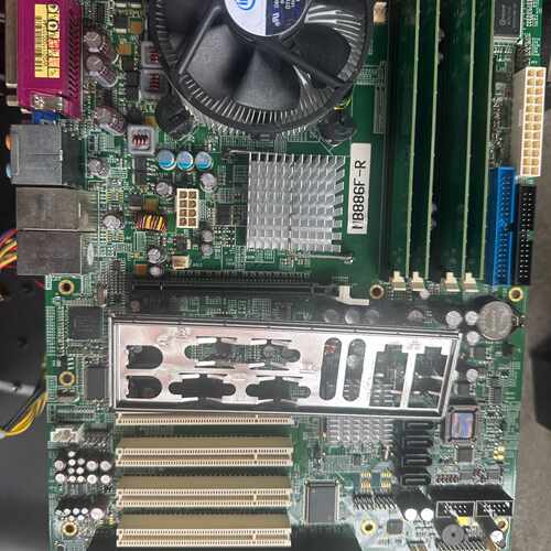 工控机主板MB886F-R，下来的，带原装挡板，带CPU—议价