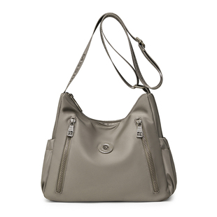 多口袋斜挎包女大容量轻便通勤单肩包休闲中年妈妈户外旅行手提包