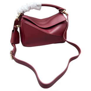 玛雅高定真皮牛皮新款挂件几何包五色手提斜挎枕头包罗家百搭实用