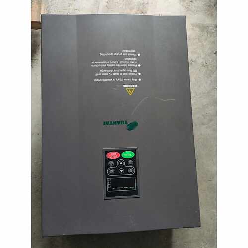 议价英威腾变频器CHV100037G437KW实物图功可维修