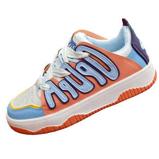 人本女鞋春夏单鞋时尚潮流拼色板鞋字母鞋镂空透气卡通动漫休闲鞋