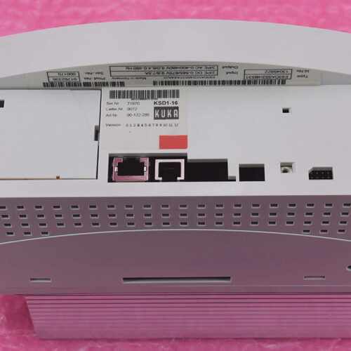 KUKA / Lenze / KSD1-16 / 00-122-285 / E93DA552I4B531 / Servo