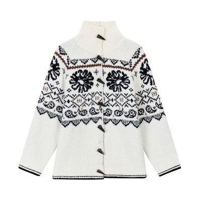 FireGolden炉2025秋冬腰果花牛角扣针织开衫外套保暖宽松女