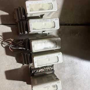 溢价- AI835温度传感器模块,,带底座,
