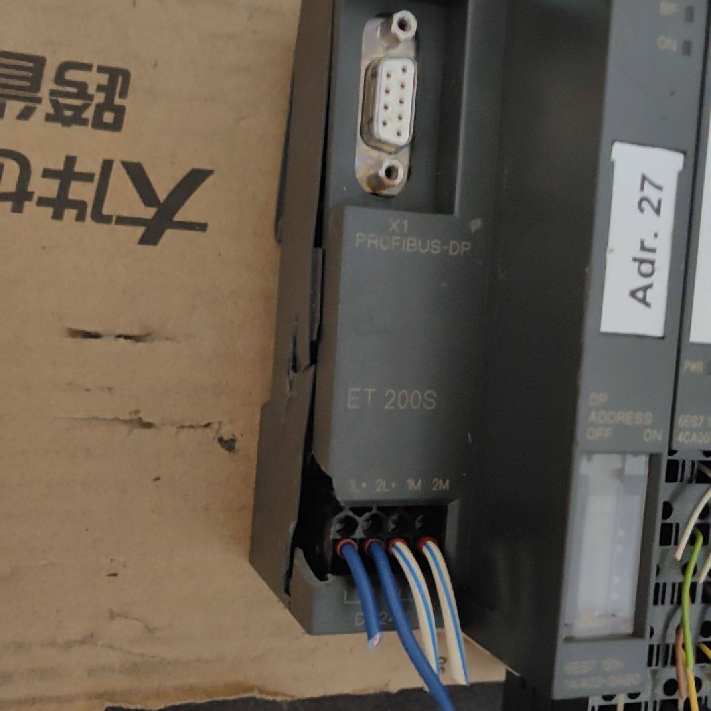 议价拆机西门子PLC,实物图片具体型号看图,主机外壳破了一点,图