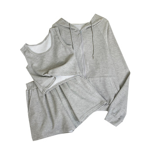 休闲内搭短款背心+连帽长袖宽松外套+高腰阔腿短裤三件套装女秋冬