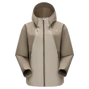 骆驼女装冲锋衣2026春夏新款夹克户外防风防水透气连帽休闲外套