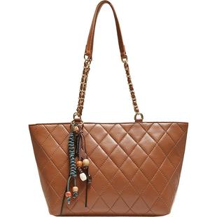 百思图25冬季商场新款菱格链条托特包时尚大容量斜挎包女TY056DX5