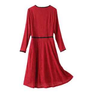 M2女装品牌折扣连衣裙女春秋长袖红色气质洋气减龄弹力宽松中长款