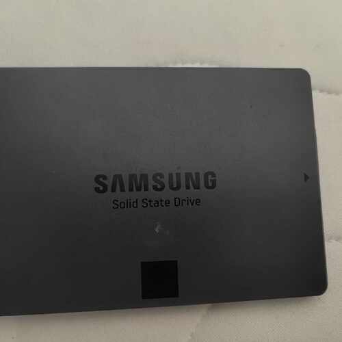 【几乎全新】三星840 EVO 120GB固态硬盘，2.5寸议价