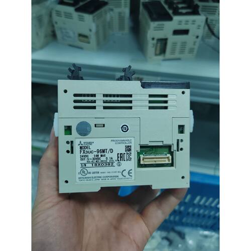 议价FX3UC96MTDPLC模块原装拆机件24V维修