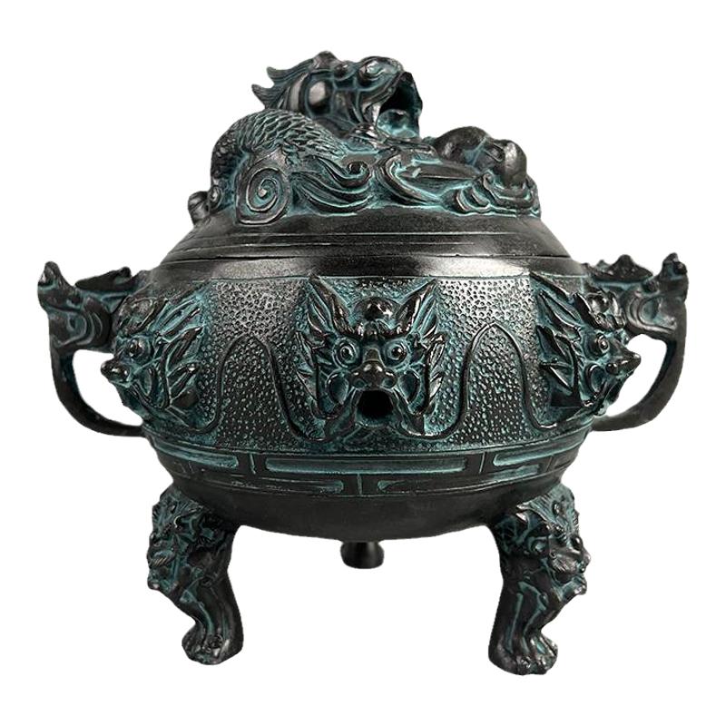 仿古青铜器龙纹三足鼎炉摆件