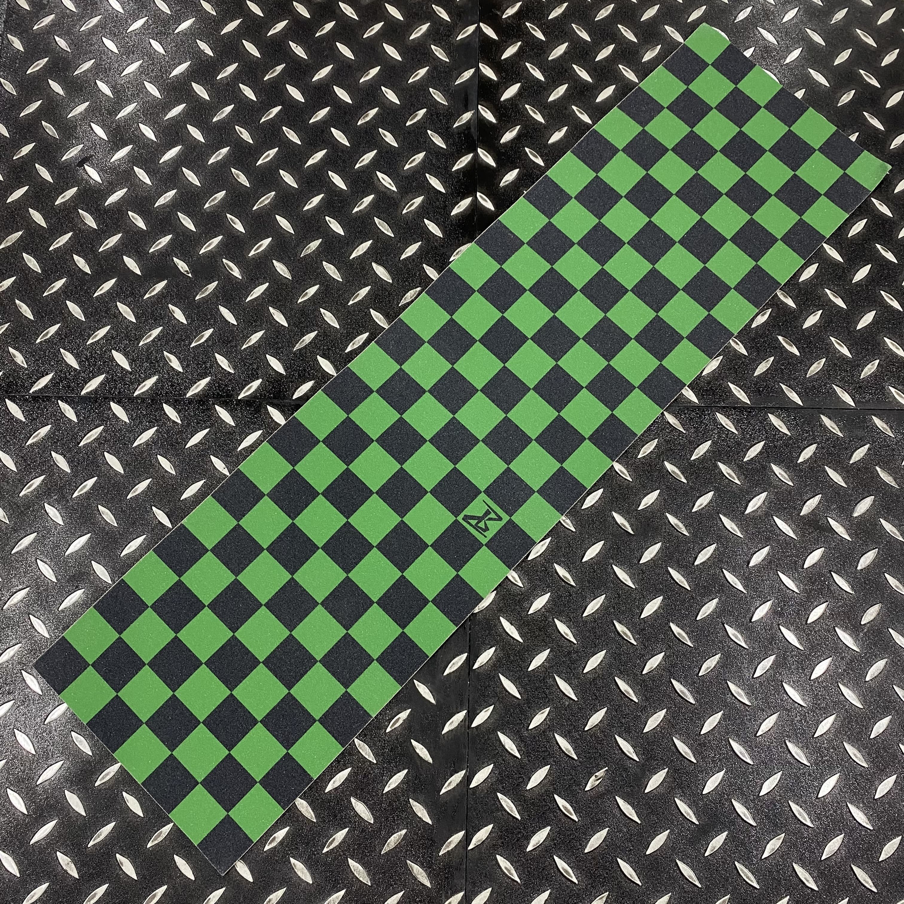 不止滑板砂纸专业双翘彩砂鱼板防滑气孔DBH沸点MOB细砂粗砂全黑