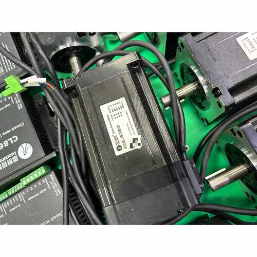 议价雷赛CL86H闭环步进驱动器86CME120电机套装维修