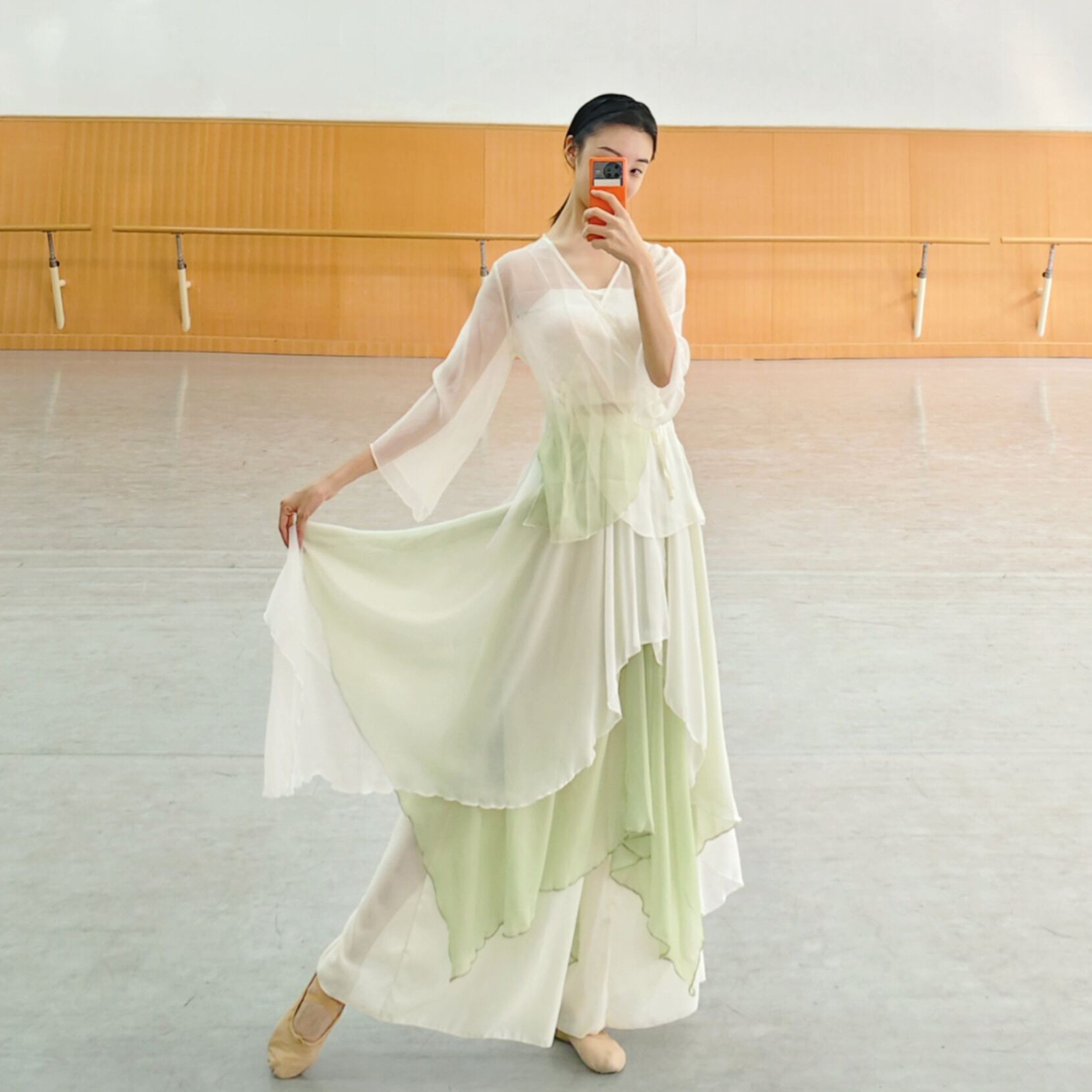 古典舞舞蹈服装女飘逸飞舞裙裤中国表演服宽松阔腿纱裤民族舞艺考