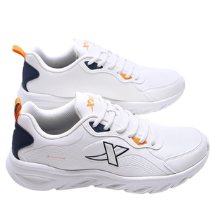 特步男鞋跑步鞋2026春季新款皮面防水休闲旅游鞋男士正品运动鞋男