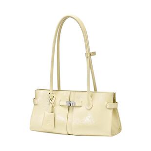 FOFO单肩折叠包设计师新款小众百搭通勤手提包真皮法棍腋下红婚包