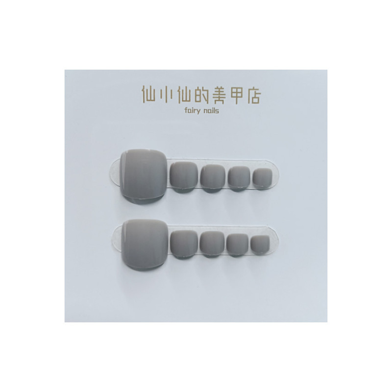奶奶灰时尚辣妹脚趾穿戴甲美式简约跨境美甲片成品浅灰色假脚指甲