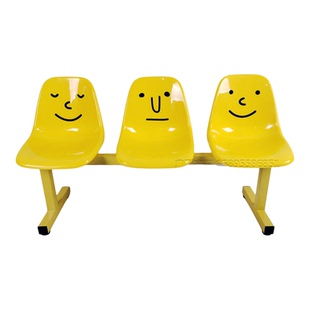 网红打卡拍照摄影椅子商场休息长椅等候座椅两三人位彩色塑料排椅