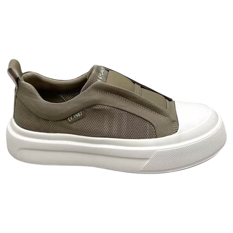 男鞋2026秋季新款轻便厚底低帮透气板鞋男时尚潮流百搭休闲小白鞋