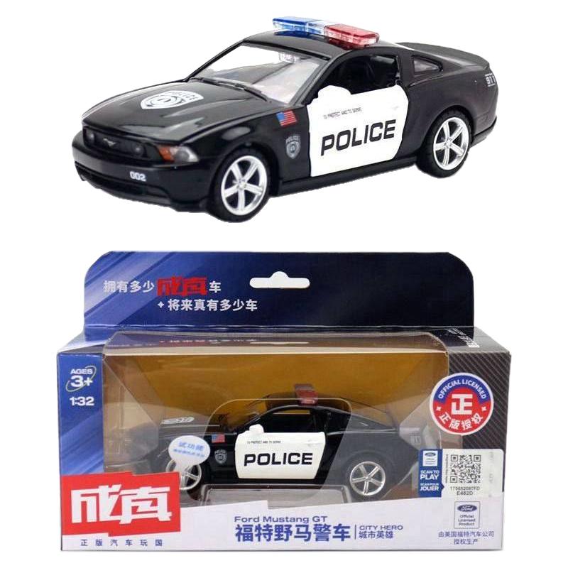 彩珀合金汽车模型儿童玩具1:32福特野马GT警车跑车声光回力三开门