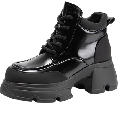 千百度厚底增高马丁靴女款百搭冬季气质漆皮时尚显瘦洋气小短靴