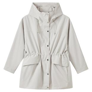 AIGLE艾高女士外套冲锋衣功能面料防风收腰连帽夹克经典春款BZ73