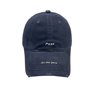 字母破洞韩版青年弯檐棒球帽