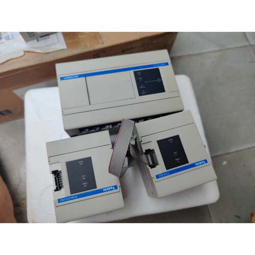 在线议价VMMORE微秒PC1M-24MT/ES PLC控制器，拆机