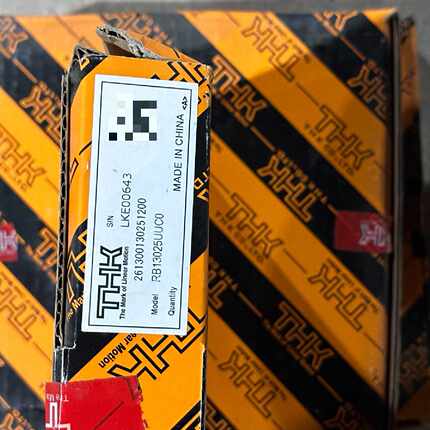 THK交叉滚子轴承RB13025UUC0，全新正品，原装进口