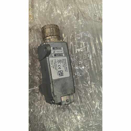 询价6SL3055-0AA00-5HA3成色如图，功