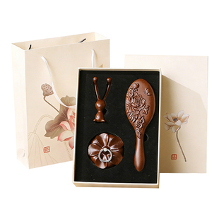 日本yinsio檀木梳子礼盒气垫按摩梳生日礼物送女生马年会伴手礼