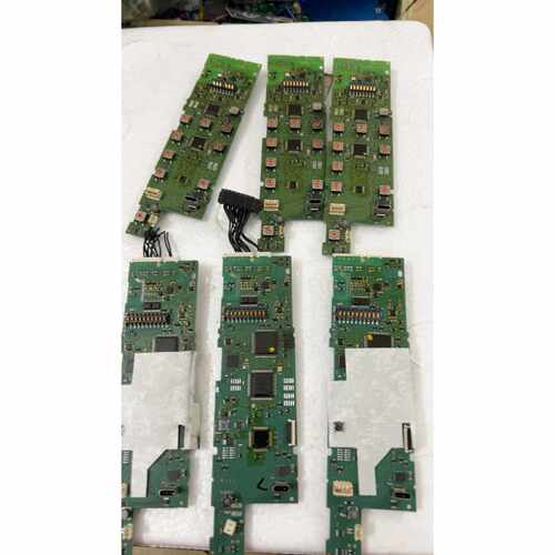 议价WI1000XM2蓝牙耳机主板拆机下来的实物拍摄成维修