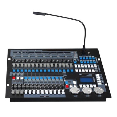 金刚1024灯光控台直播间