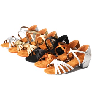 拉丁舞鞋女童儿童白色专业女孩软底夏季少儿新款舞蹈初学者跳舞鞋