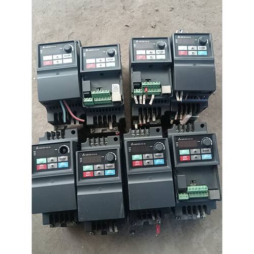 在线议价中达VFD015EL43A变频器 1.5KW 三台