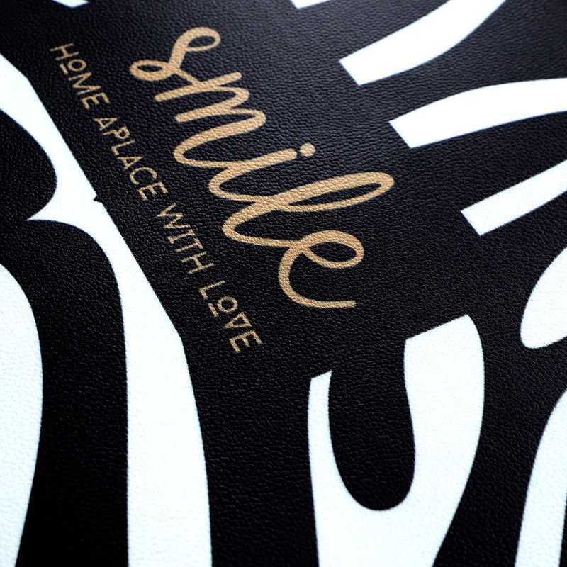 简约时尚黑白条纹斑马皮革PVC地垫厨房脚垫防油防滑免洗卫生间门