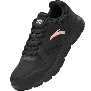 安踏女鞋黑色运动鞋中年妈妈女款防滑鞋子防水鞋皮面跑步鞋旅游鞋