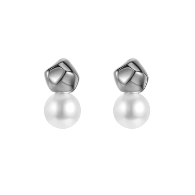 天然淡水真珍珠耳钉~敲气质