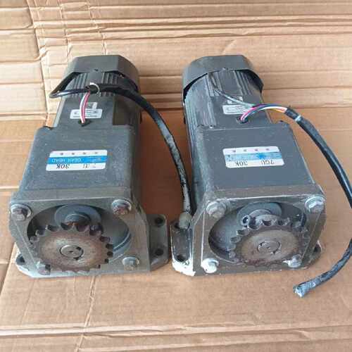 【议价-可维修】 400w调速减速 7LK400RGU-CF 电机 400W /均有货