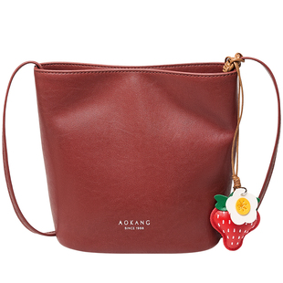 奥康水桶包2026新款婚包植鞣皮单肩包女款大容量斜挎包情人节礼物