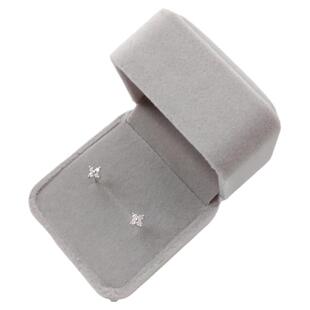 s925银镶钻幸运四叶草耳钉女生日个性简约新款小众设计感迷你耳饰